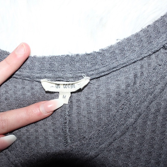 SOLD waffle knit layered lace boutique top - Picture 6 of 7